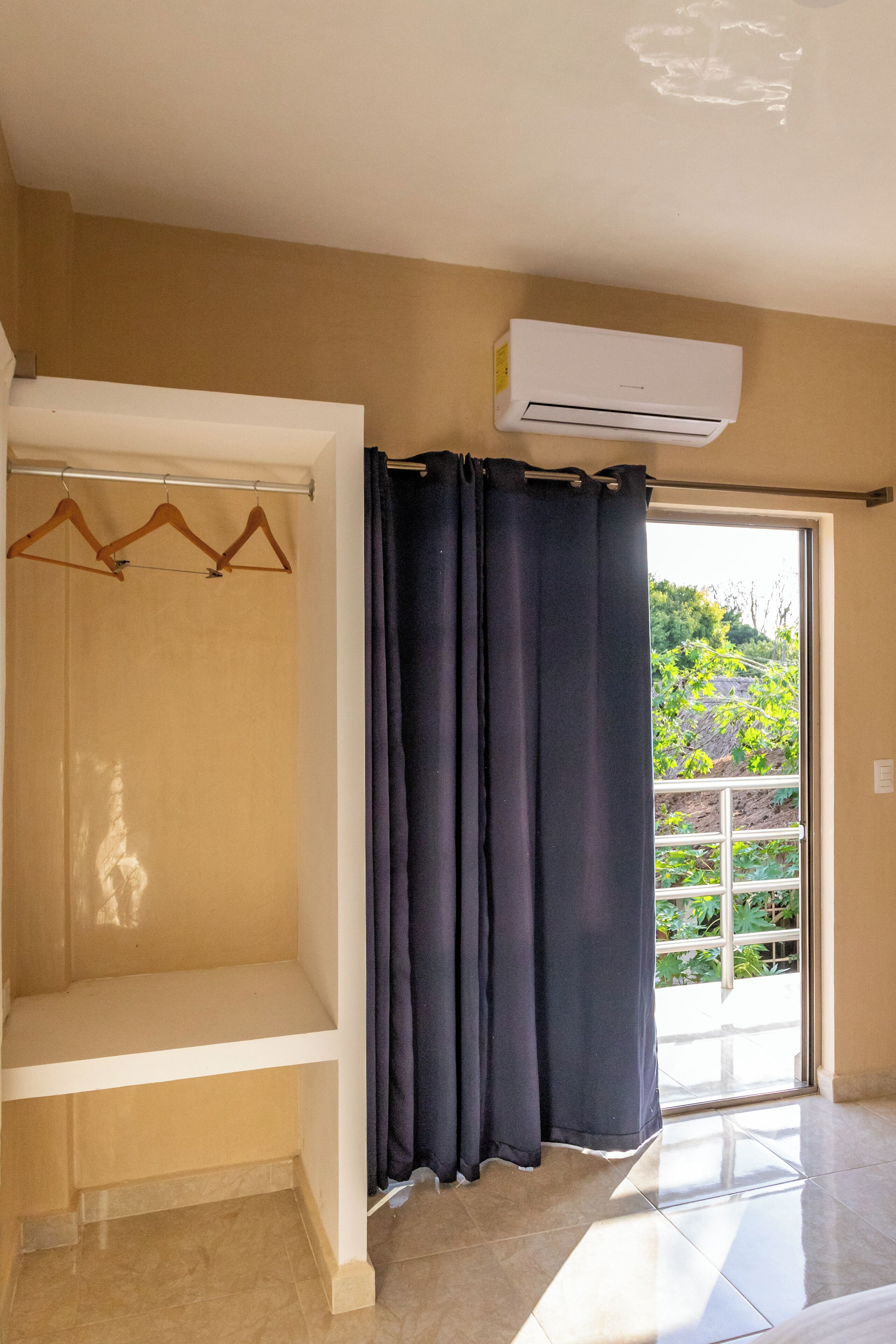 Family House, Multiple Bedrooms, Private Pool, Garden View | 11 bedrooms, blackout curtains, iron/ironing board, free WiFi