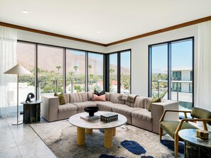 Suite (Las Palmas Upper Stories) | Frette Italian sheets, premium bedding, down comforters, pillowtop beds - Thompson Palm Springs, by Hyatt (Palm Springs)