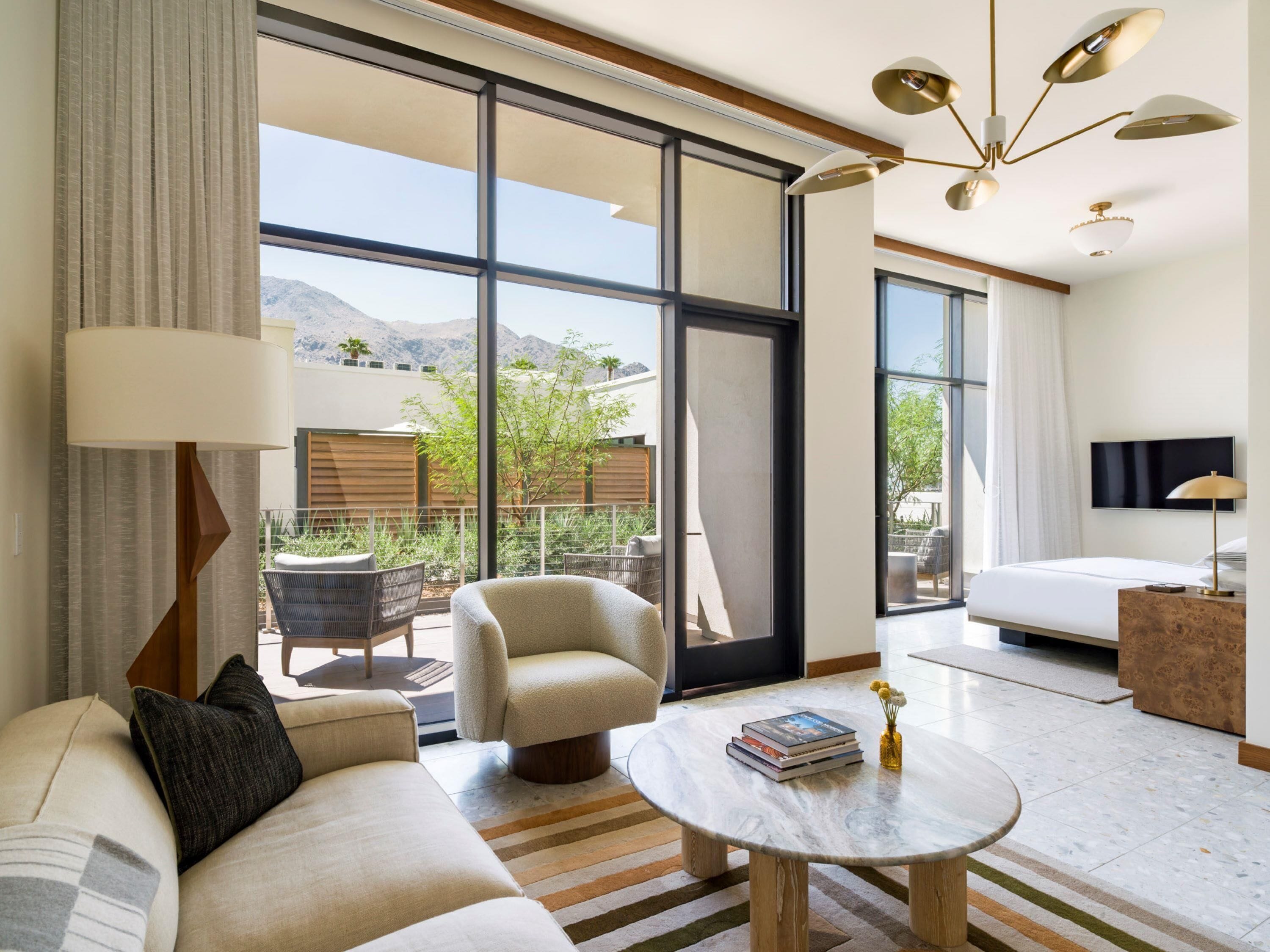 Suite, Accessible Bathtub (Loft Upper Stories) | Frette Italian sheets, premium bedding, down duvets, pillow-top beds