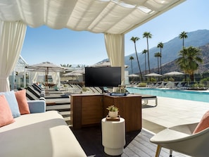 2 outdoor pools, pool cabanas (surcharge), pool umbrellas