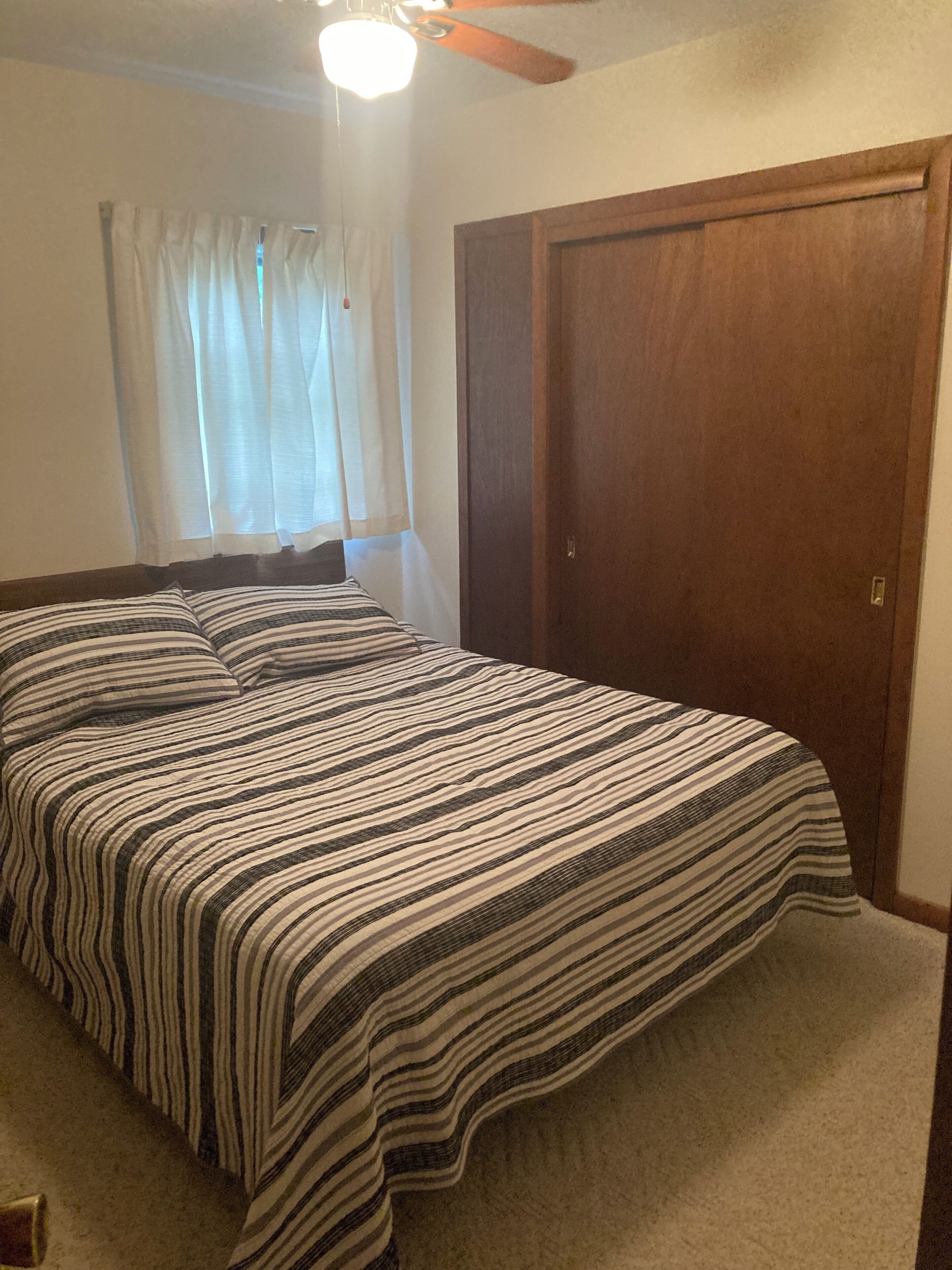 2 bedrooms, desk, travel cot, free WiFi