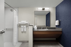 Bathroom - Fairfield By Marriott® Inn & Suites Beckley (Beckley)