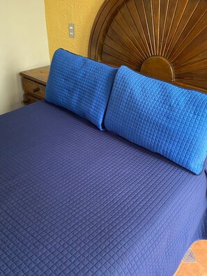 Free WiFi, bed sheets - Hotel Posada del Sol (Tuxpan)
