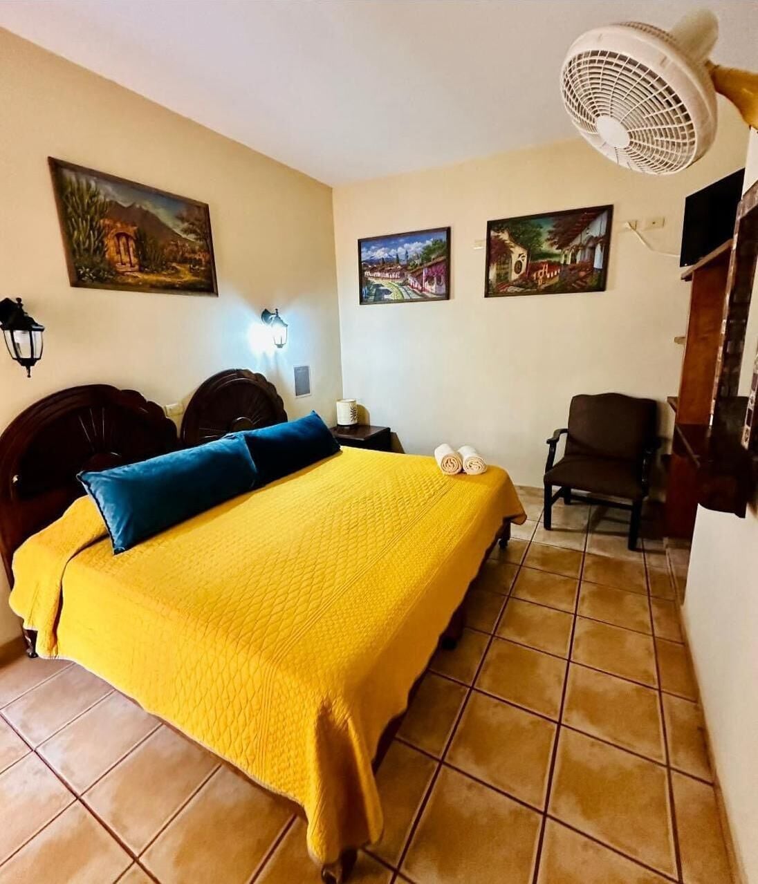 Habitación estándar | Wifi gratis y ropa de cama 