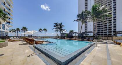 Ocean Views & Pool Access: Riviera Beach Condo!