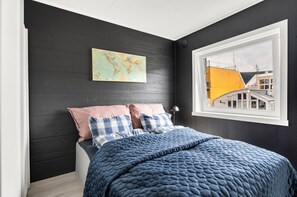 1 bedroom, WiFi, bed sheets - Cozy 1-bedroom apartment downtown Tromsø (Troms)