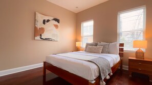2 bedrooms, iron/ironing board, WiFi, bed sheets