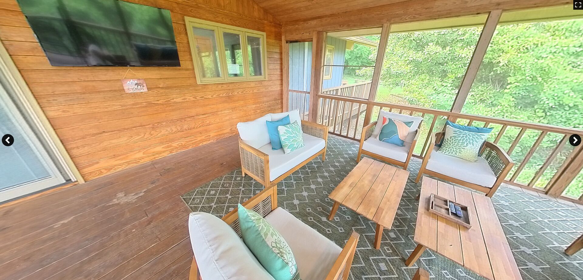 Smart TV, fireplace, video games