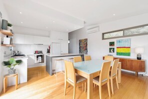 Fridge, oven, dishwasher, toaster