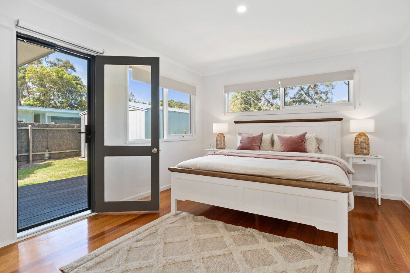 3 bedrooms, desk, iron/ironing board, WiFi