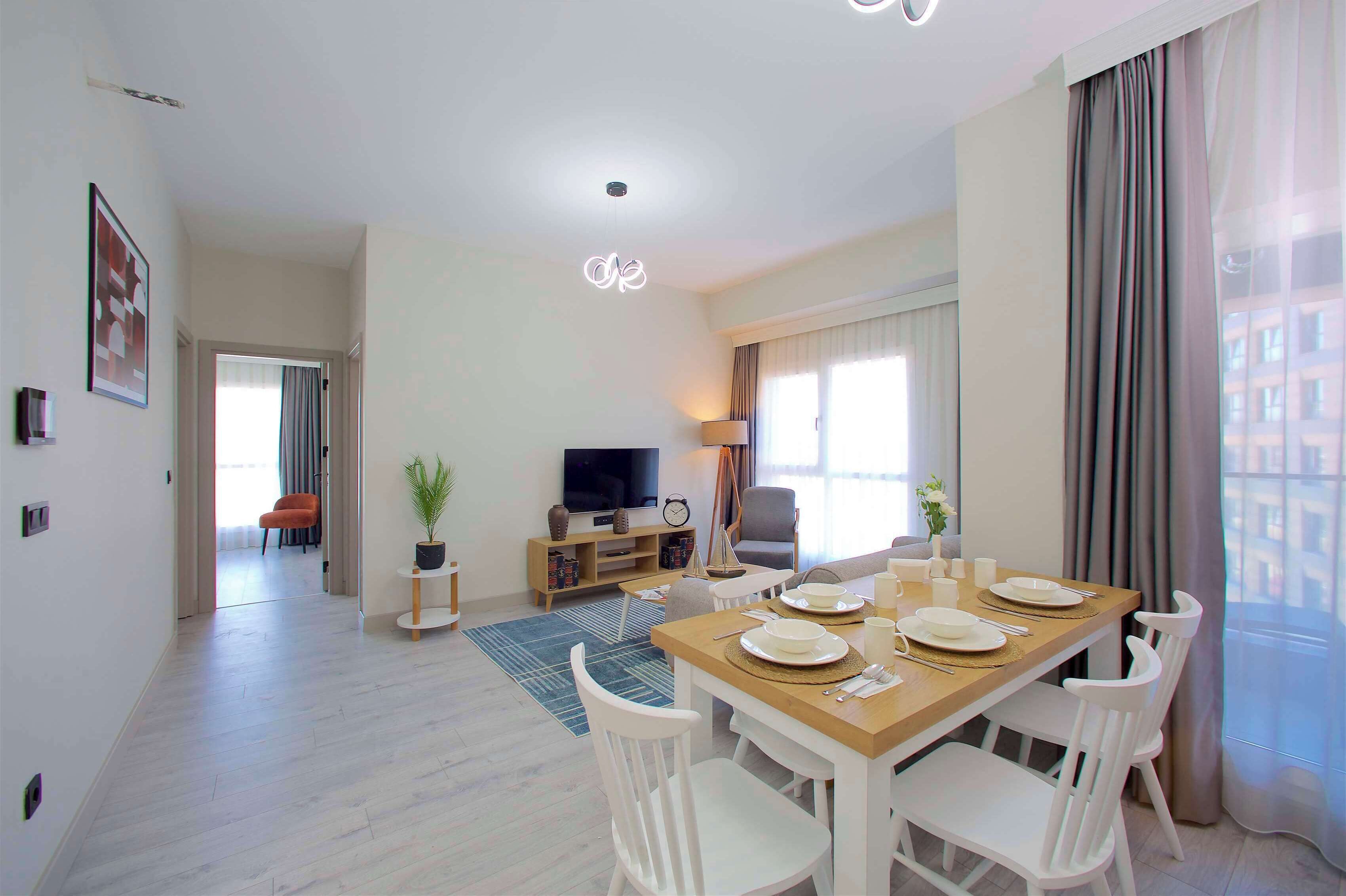 In-room safe, desk, laptop workspace, iron/ironing board - Best Western Plus Hotel & Residences Istanbul (Istanbul)