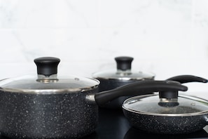 Interior - Open Mind Property - Cosy Apartment with 2 Beds (Portsmouth)