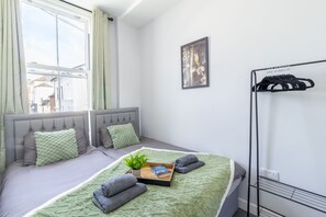 1 chambre, fer et planche Ă repasser, Wi-Fi gratuit, draps fournis