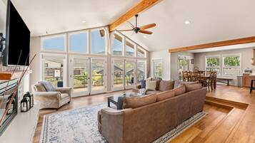 Smart TV, fireplace, music library, video library