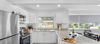 Just WOW! + Heated Pool + 10 Mins to Beach + Games + Foosball & More!