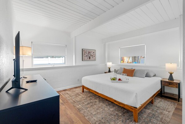 4 bedrooms, iron/ironing board, travel cot, WiFi