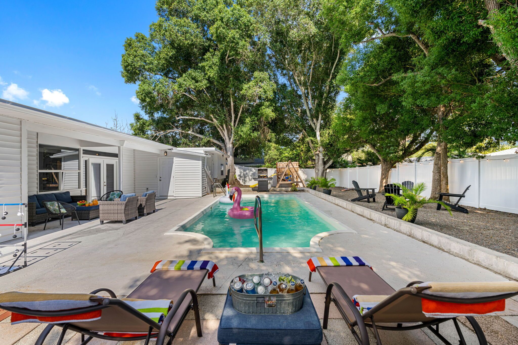 Just WOW! + Heated Pool + 10 Mins to Beach + Games + Fire Pit + Foosball & More!