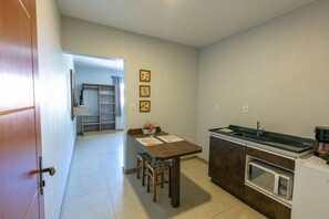 Basic Apartment | Interior