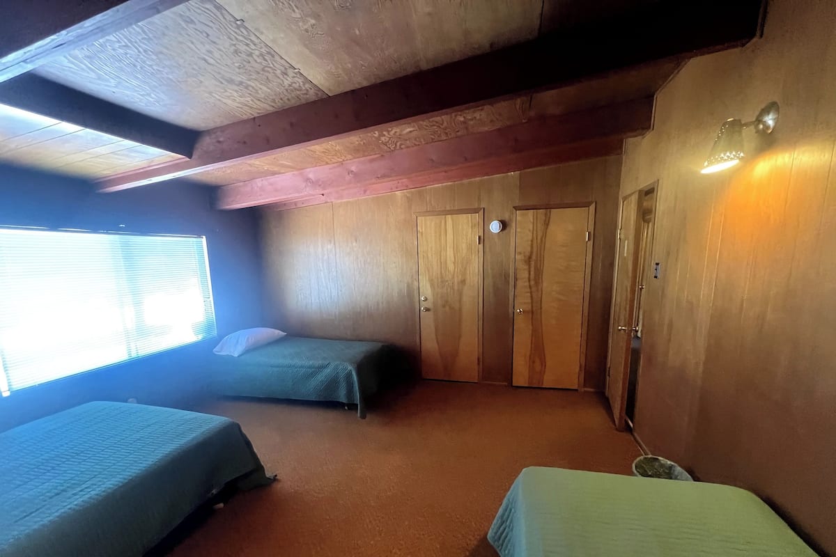 Deluxe Plus | 1 bedroom, free WiFi