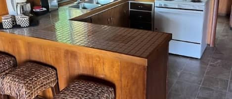 Little A | Private kitchen | Mini-fridge, microwave