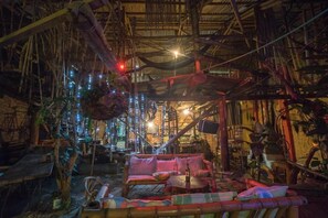 Living area - Hotel Casa Tarza San Agustín (San Agustin)