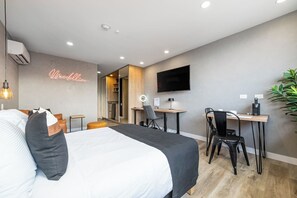 1 bedroom, desk, iron/ironing board, WiFi - ✨Perfect Studio✨View+COwork+NewBuilding+FastWIFI (Medellín)