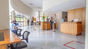 Lobby - Flats at Beach Class Convention by Yolo (Recife)