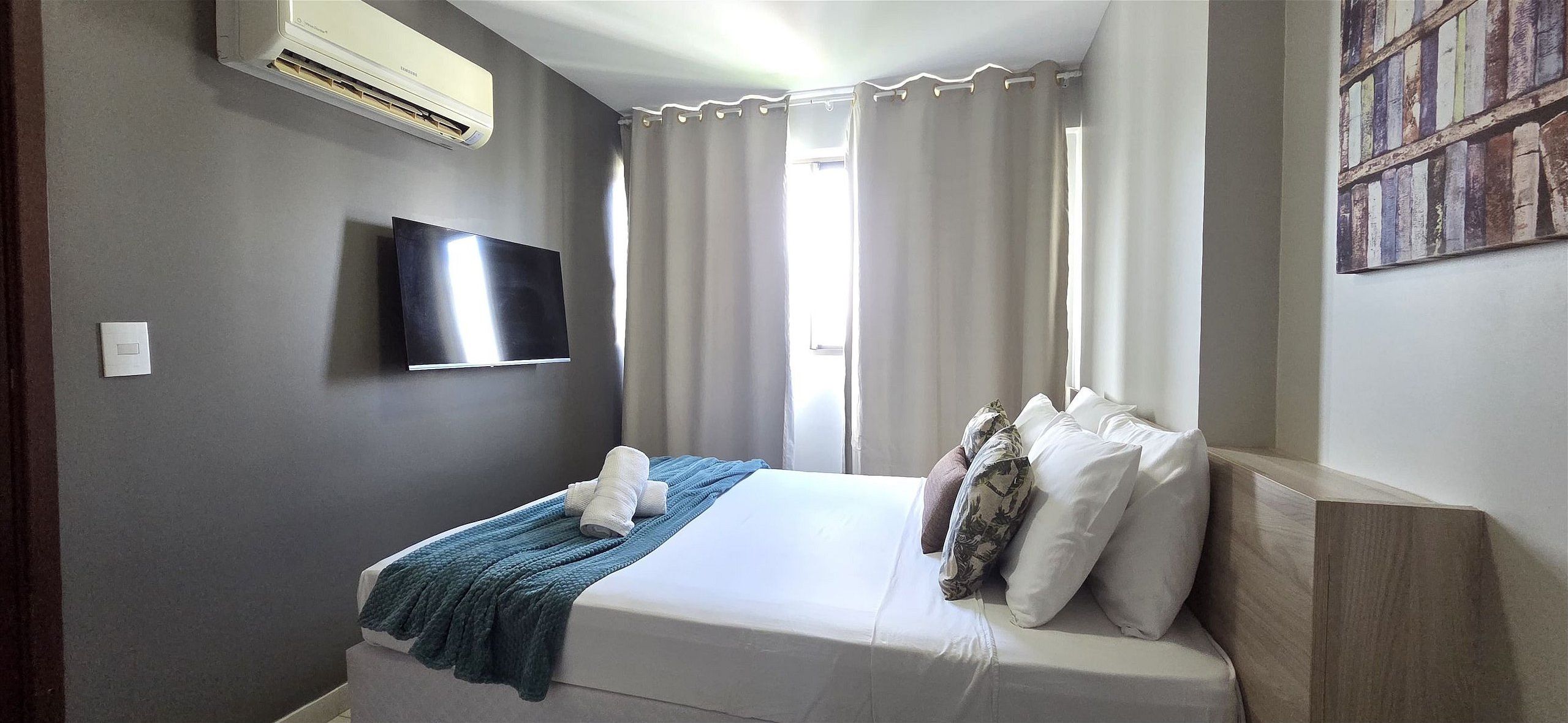 Basic Apartment | Meja, Wi-fi percuma 