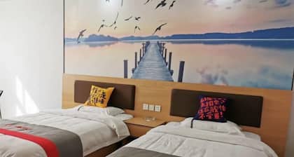 Junyi Chain Hotel (Tianmen baoan palza Store)