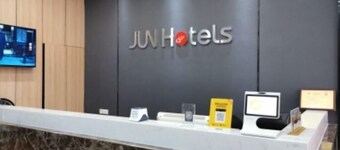 Junyi Chain Hotel (Tianmen baoan palza Store)