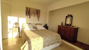 2 bedrooms, WiFi, bed sheets - Location Saisonnière Roquebrune-sur-argens Provence (Roquebrune-sur-Argens)