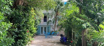 Cozy apartment in Culebra with large courtyard, kitchen, WiFi and more!