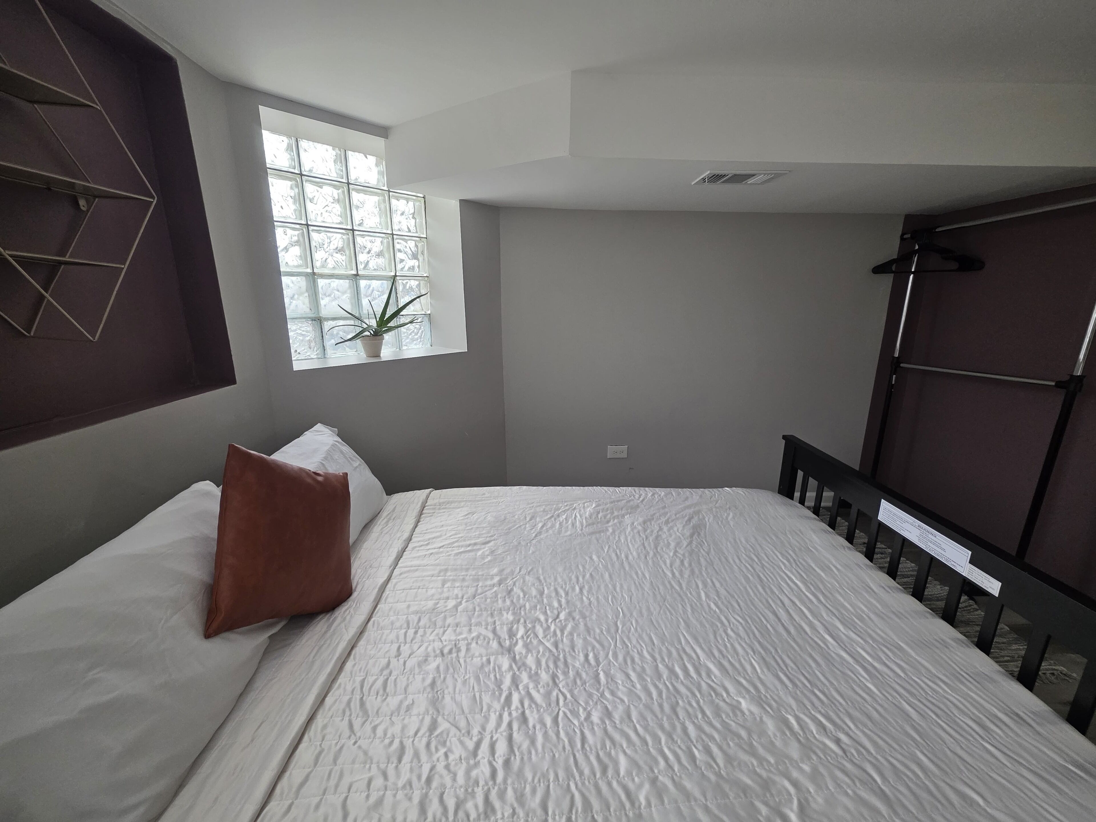 Photo - Chicago Avenue Inn