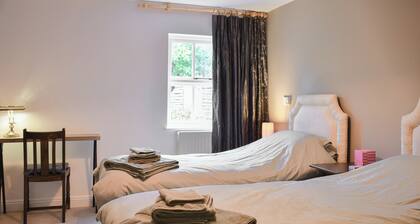 The Cottage at Canefield Farmhouse