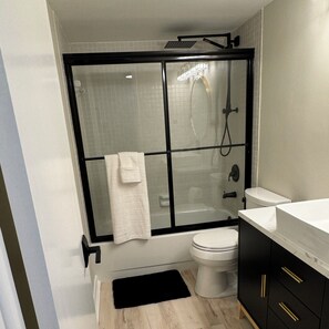 Hair dryer, towels, soap, toilet paper - Delray Racquet Club, Modern Updated Condo! 2-Bedroom, 2 Bath 2 miles to beach  (Delray Beach)