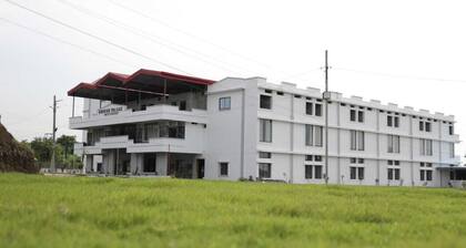 Navkar Palace Hotel & Resort