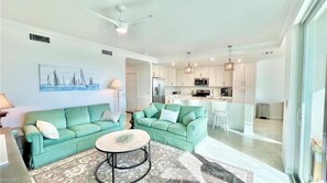 Smart TV - Beautiful Condo with Resort-Style Amenities and Golf Option at Babcock National (Punta Gorda)
