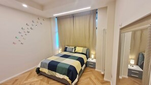 1 Schlafzimmer, schallisolierte Zimmer, Bügeleisen/Bügelbrett