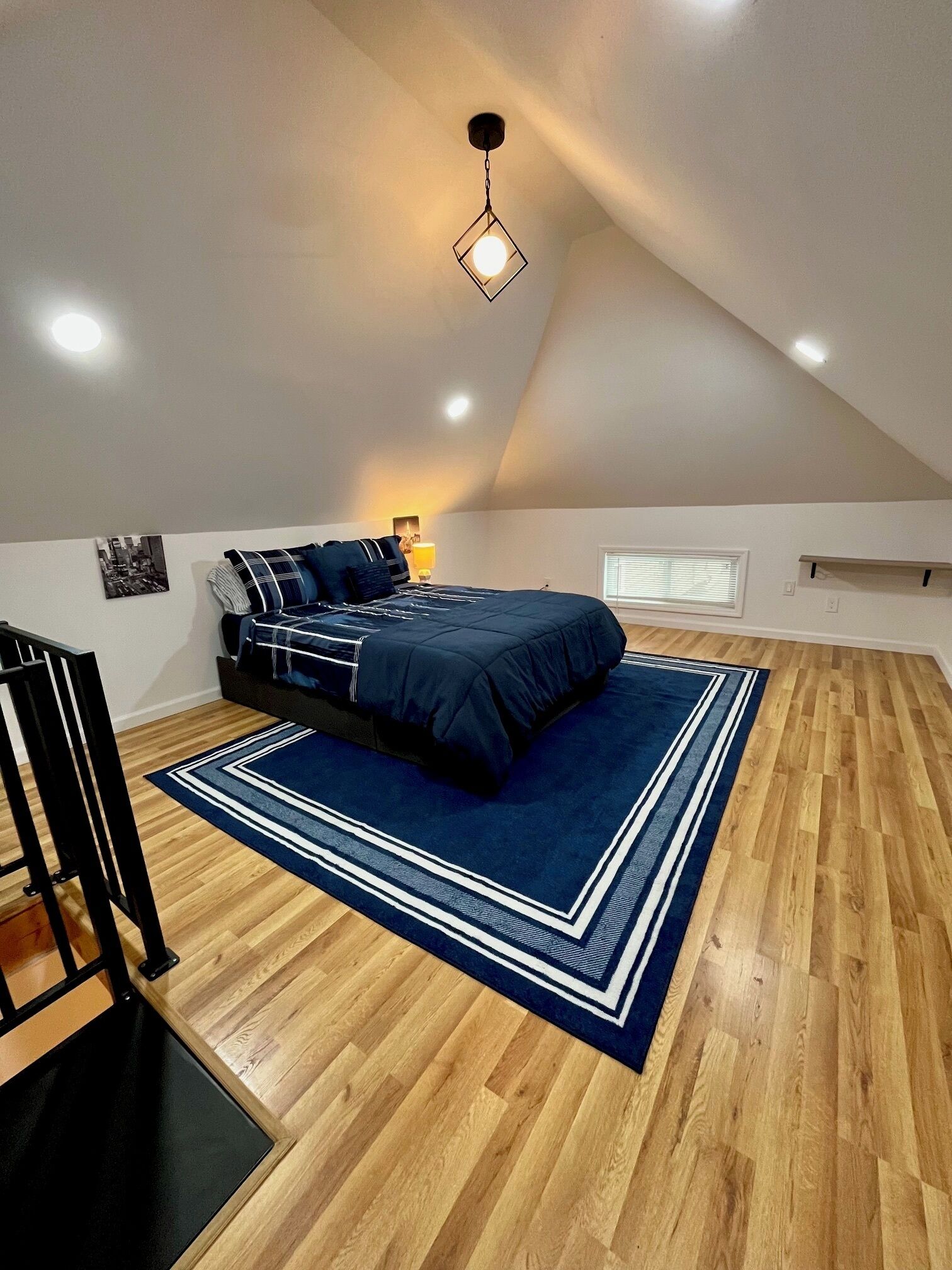 Charming NYC-Style Loft Studio with Secret Entrance - 6 mi to Times Square MAN