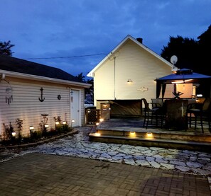 Exterior detail - Welcome to North Beach Bungalow!
Steps to the Beach, Minutes to Everything! (Racine)