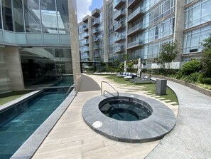 Piscine couverte, piscine chauffée