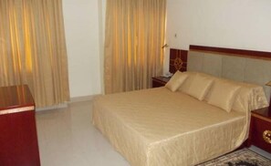 Kamar Comfort, balkon, pemandangan kota | Meja kerja, ruang kerja ramah laptop, dan Wi-Fi gratis