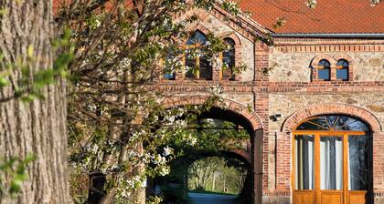TinyHousebeiDresden spektakuläres winziges Häuschen auf Stelzen im Pferdeteich, Kaminofen, umlaufende Terrasse - Nähe Sächsische Schweiz