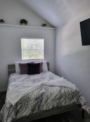 3 soverom, wi-fi og sengetøy