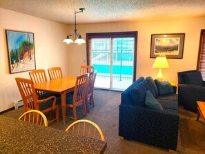 Dining - Entire 3-Bed. 8-Person Winter Park Condo With Hot Tub & Amazing Location (Winter Park)
