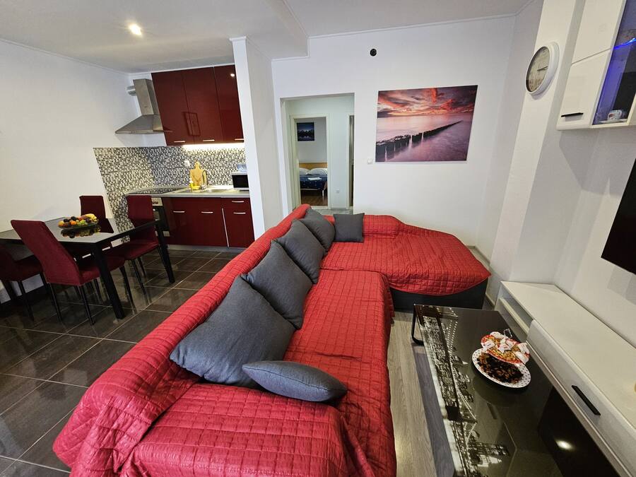 Comfort Apartment, 2 Bedrooms, Non Smoking, Kitchen | Living area | 55-inch Smart TV with cable channels