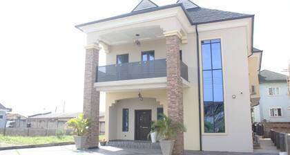 Spacious 4-bedroom building in a secured and most accessible estate Ibadan.
