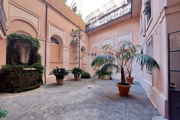 Overnatningsstedets område