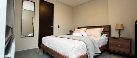 1 bedroom, in-room safe, blackout drapes, free WiFi