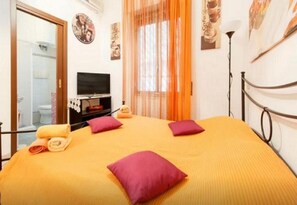1 quarto, ferros/tábuas de passar roupa, Wi-Fi, roupa de cama